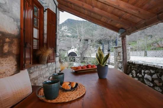 Mariolata Stone House Villa Lilaia Exterior photo